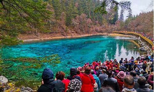 九寨沟旅游线路推荐_九寨沟旅游攻略跟团游四川